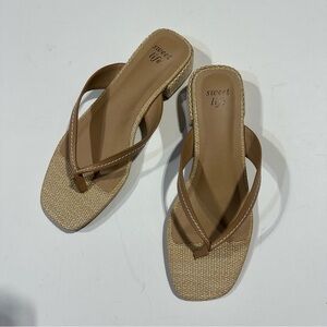 Sweet life 8.5 Tan and Brown Sandals